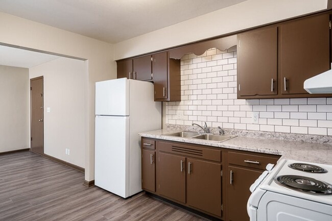 Photo - 3220/3222 Darwood Drive Unit 3222 Darwood Drive