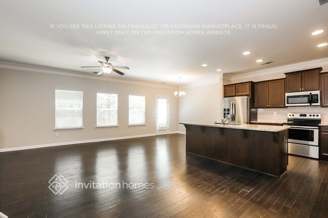 Photo - 255 Green Bridge Ct SE