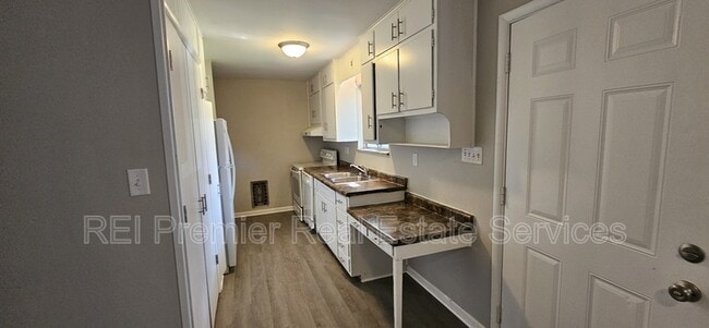 Photo - 1434 N Campbell Ave