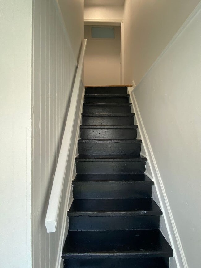 Photo - 1020 Sewall Ave Unit 1020 1/2