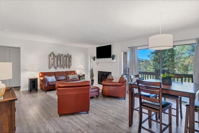 Building Photo - 1175 St Andrews Dr Unit ID1302640P Rental