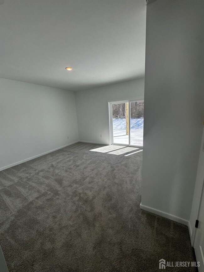 Photo - 59 Basswood St