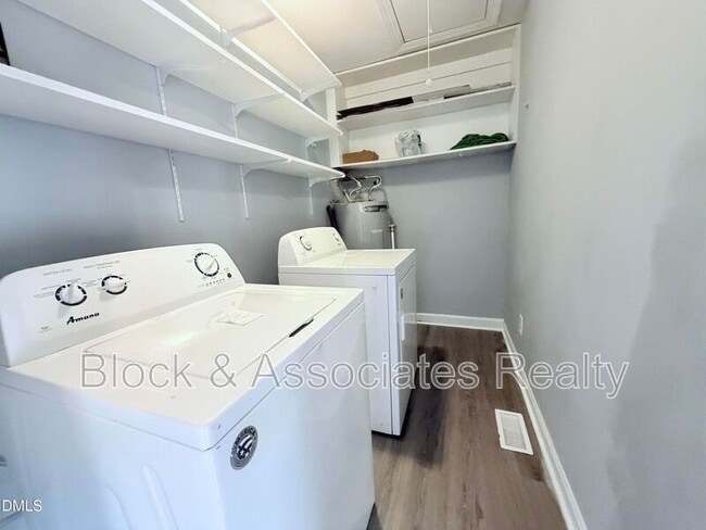 Photo - 378 Kittery Point Ln