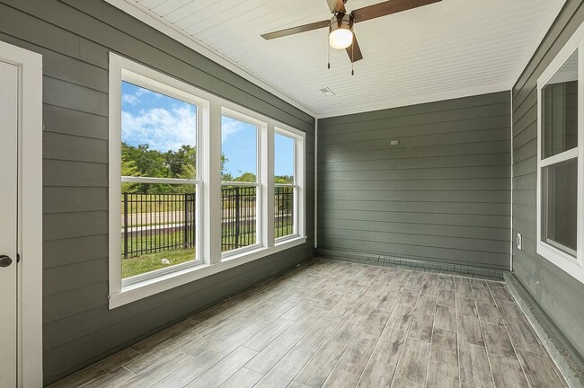 2056 Grace Johns Cir