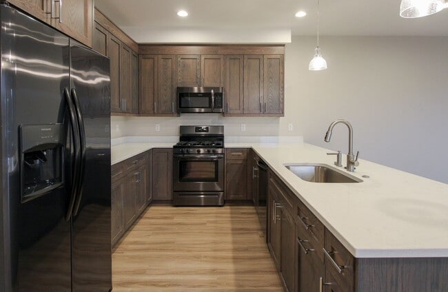 Photo - 3221-3223 Pheasant Ave SE Unit 3223