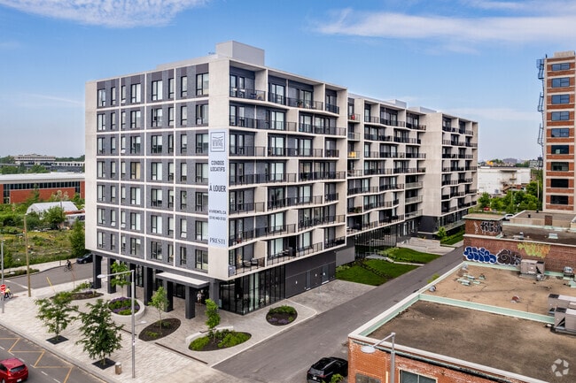 6585 Rue Durocher - Vivre 1