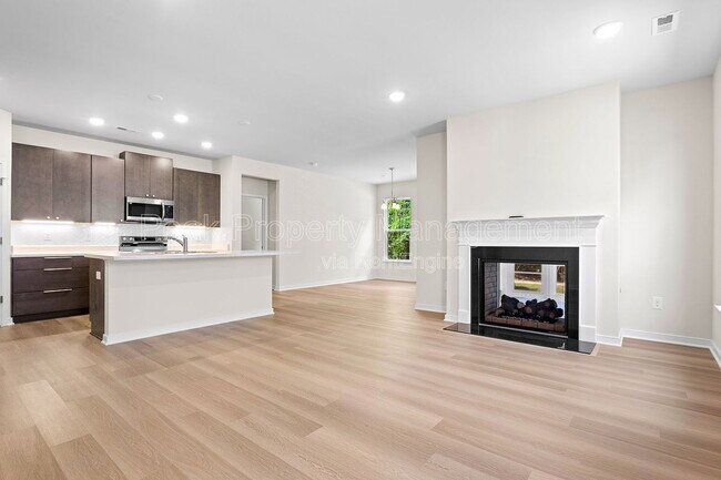 Photo - 9735 Kaleidoscope Row