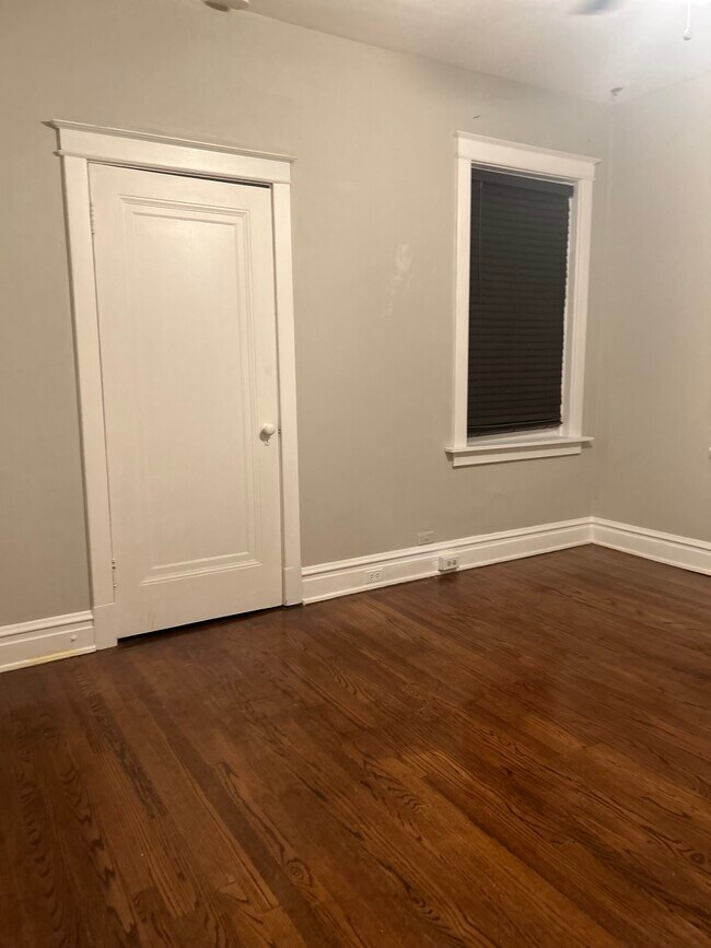 Photo - 1118 Ralph Ter Unit Top Floor