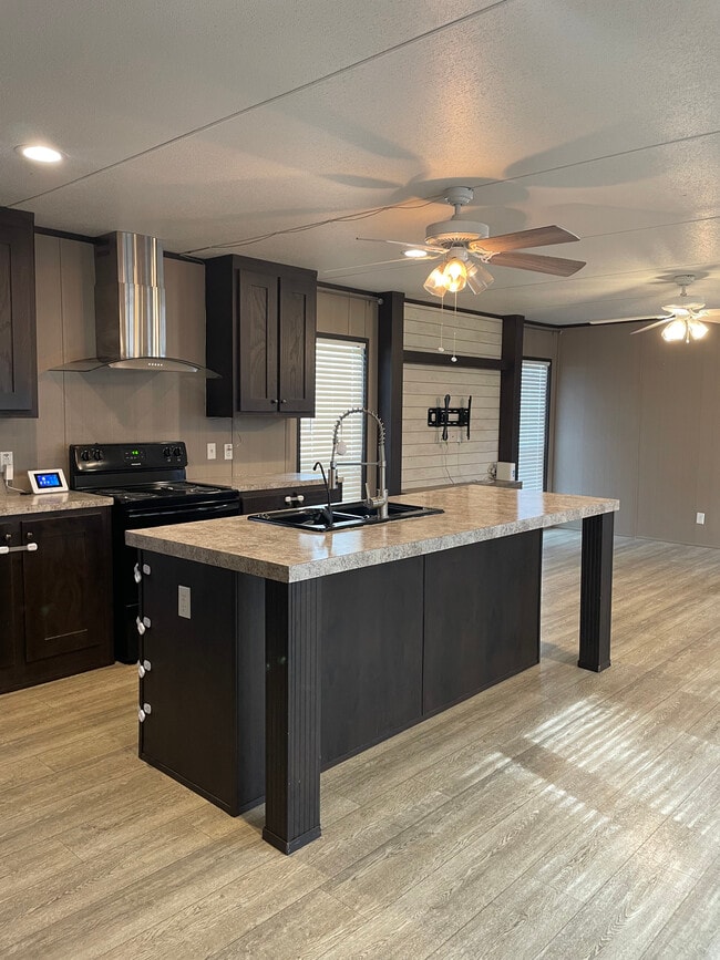 Photo - 3017 Fernwood Dr