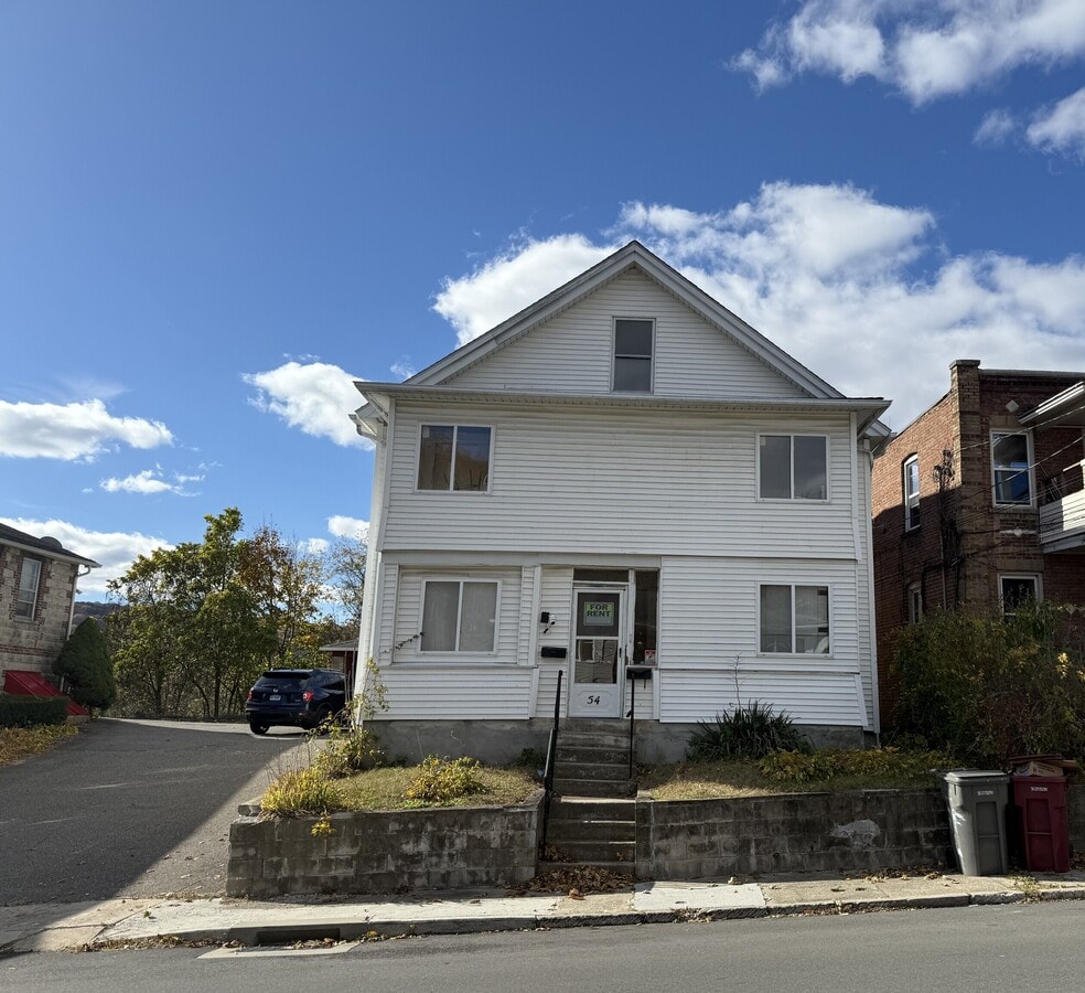 Photo - 54 High St Unit 1