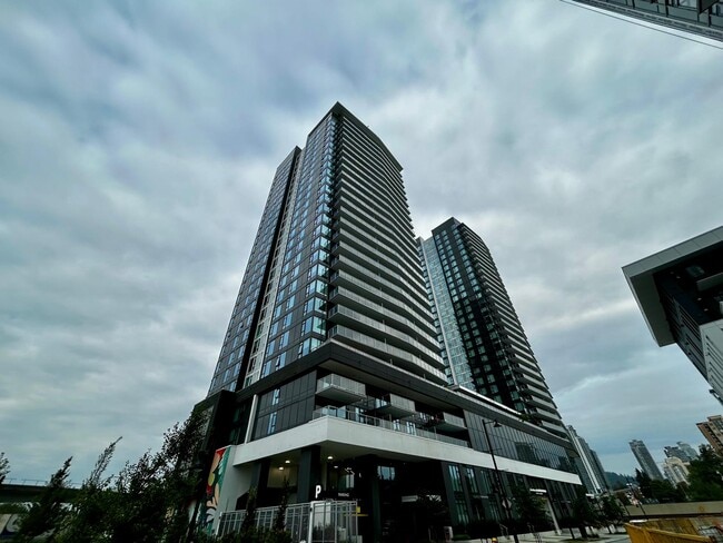 Building Photo - 308 Alderson Ave