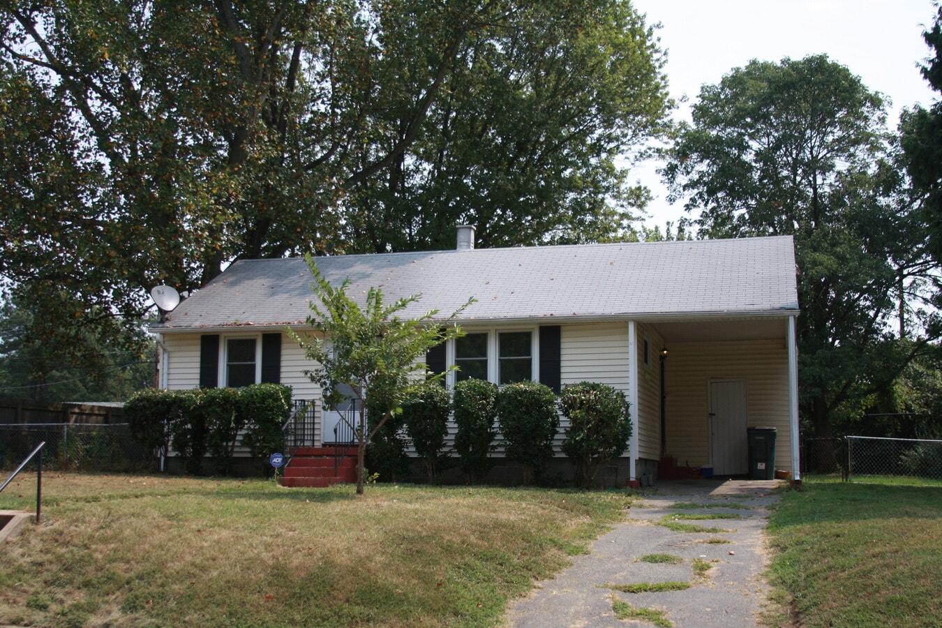 Photo - 3 bedroom Montclair Road