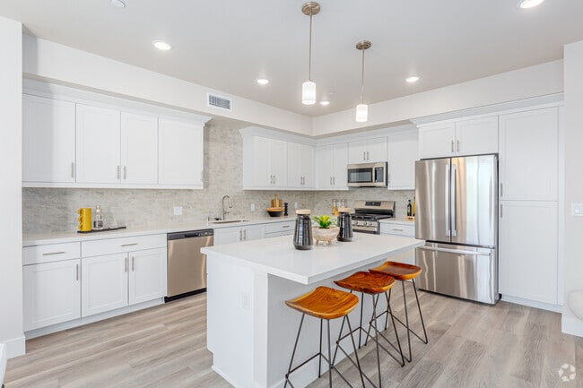 Interior Photo - Asano on Fourth - Bankers Hill/Little Italy Rental