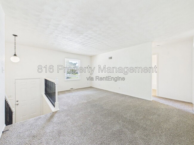 Photo - 2835 Tepee Ave Unit 2835