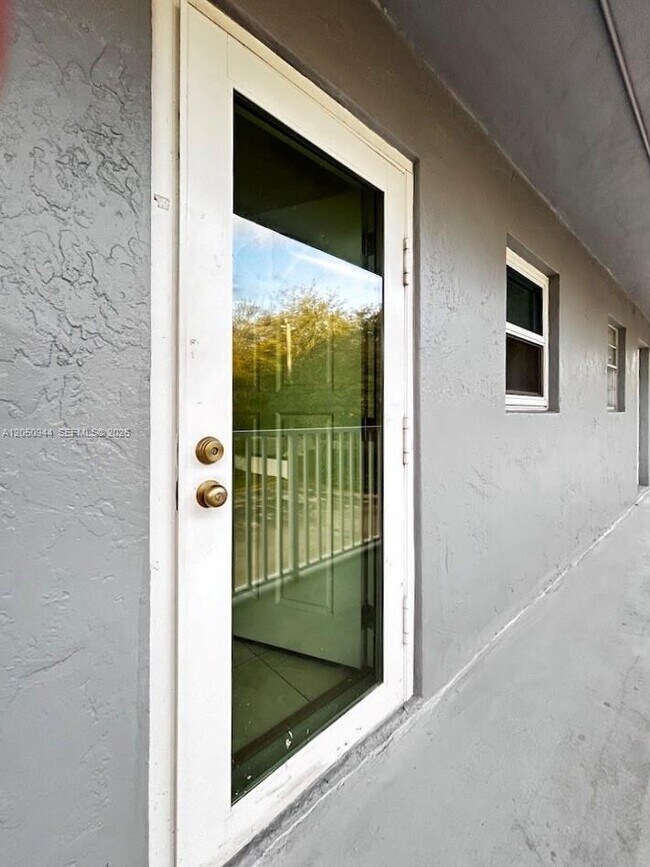 Photo - 3265 Griffin Rd Unit 205