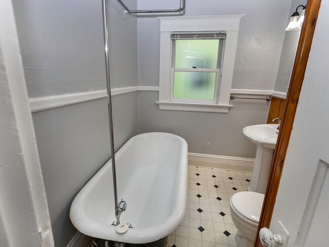 Photo - Corbett Building