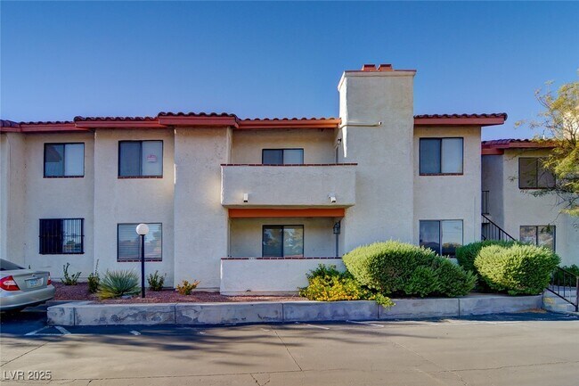 Building Photo - 1701 E Katie Ave Unit 95