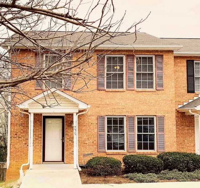 Building Photo - 1 US-1