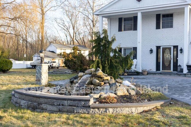 Photo - 30 Dumond Pl