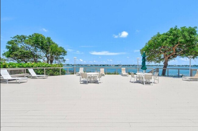 Photo - 5600 N Flagler Dr Unit 707