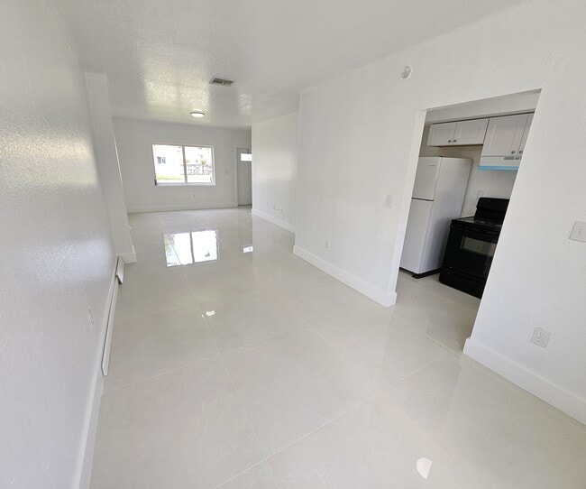 Photo - 450 NW 84th St