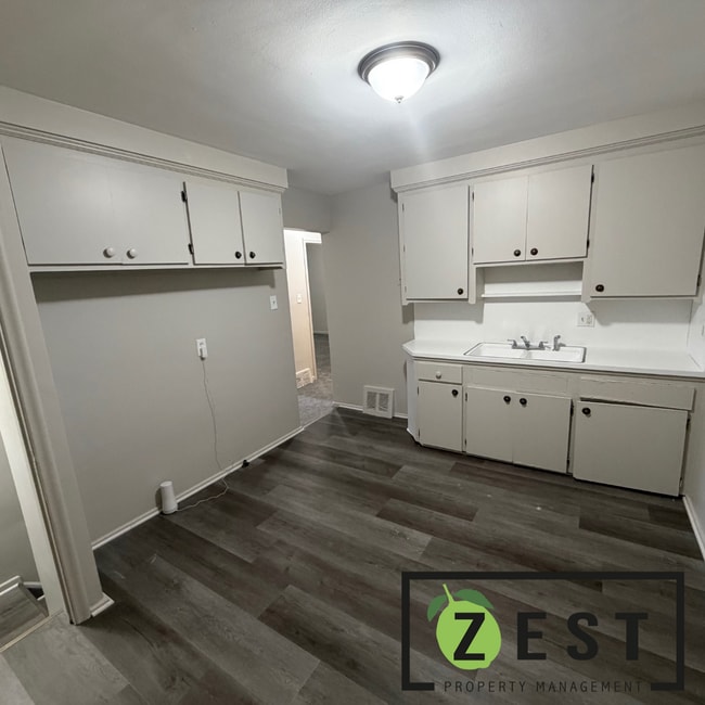 Photo - Gorgeous 3 Bed 1 Bath home only $1,200/mo!  OPEN HOUSE Thursday March 19th