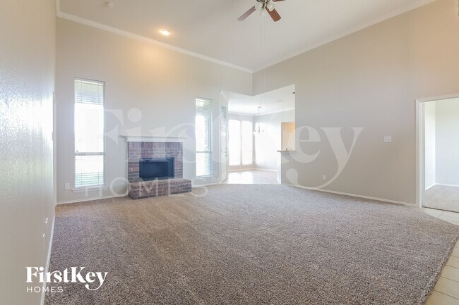 Photo - 1731 Vista Ridge Dr W