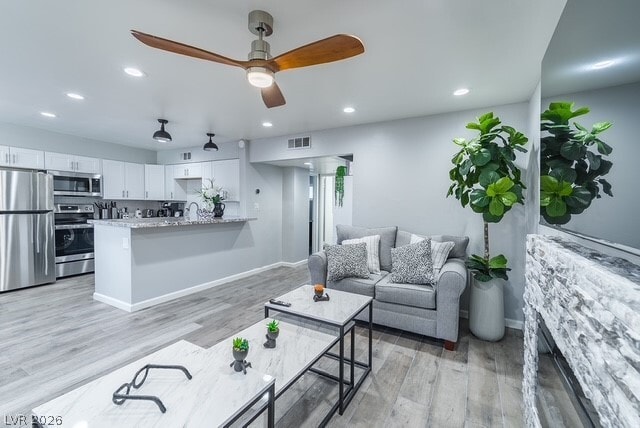 Photo - 350 E Desert Inn Rd Unidad H203