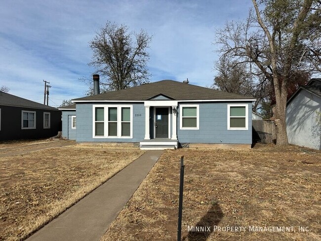 Photo - 2210 31st St