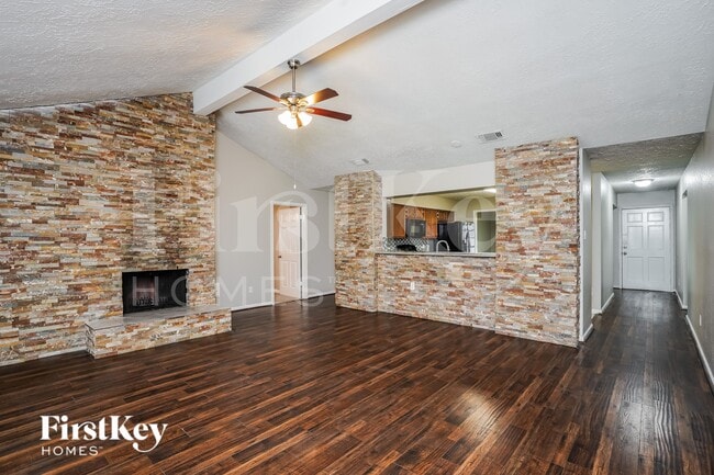 Photo - 17927 Lake Manor Dr