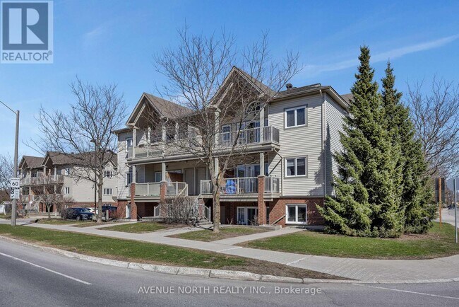 Photo - 175 Waterbridge Dr