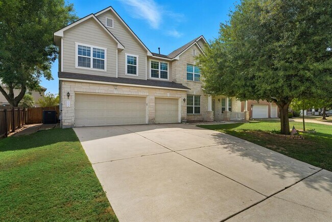 Photo - 125 Pine Cove