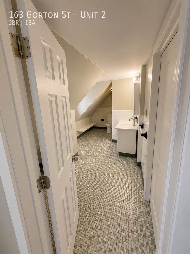 Photo - 163 Gorton St Unit 2