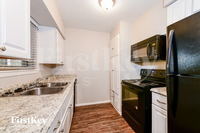 Photo - 5721 Melanite Ave