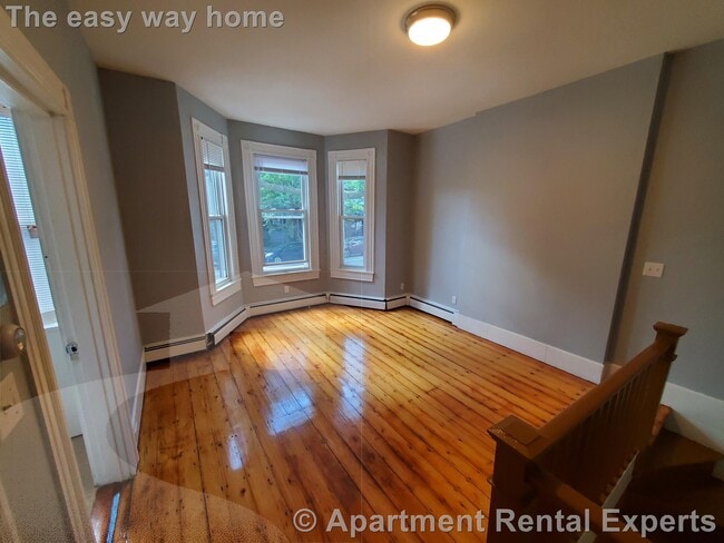 Photo - 223 Broadway Unidad #5