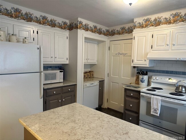 Photo - 32 Old Rte 199