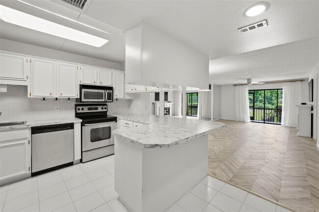 Photo - 1200 Tarpon Woods Blvd Unit Q4
