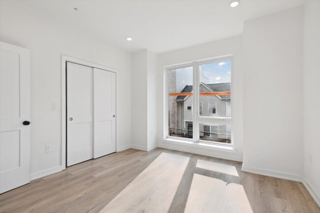 Photo - 1809 N 18th St Unidad B