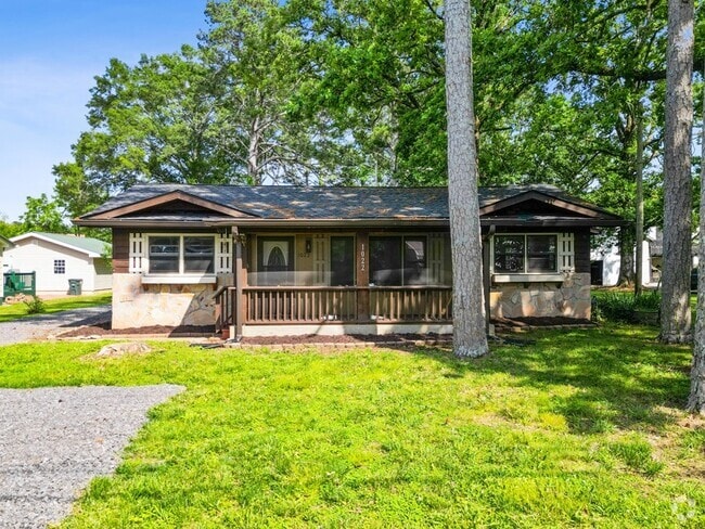 Building Photo - 1022 Givens Rd Rental