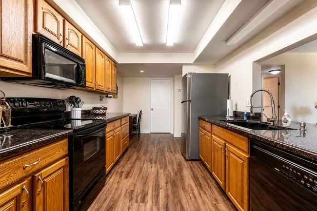 Photo - 2255 Lindell Blvd Unit 4404