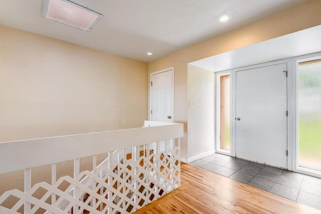 Photo - 703 Orion Dr