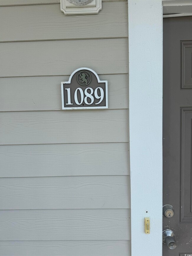 Photo - 600 Heathrow Dr