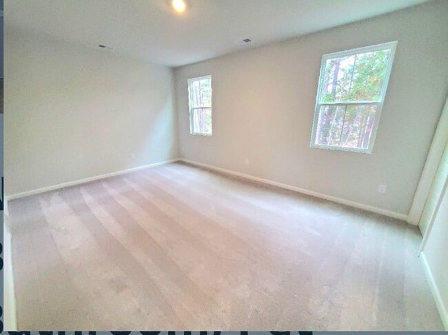 Photo - 160 Cypress Holw Dr