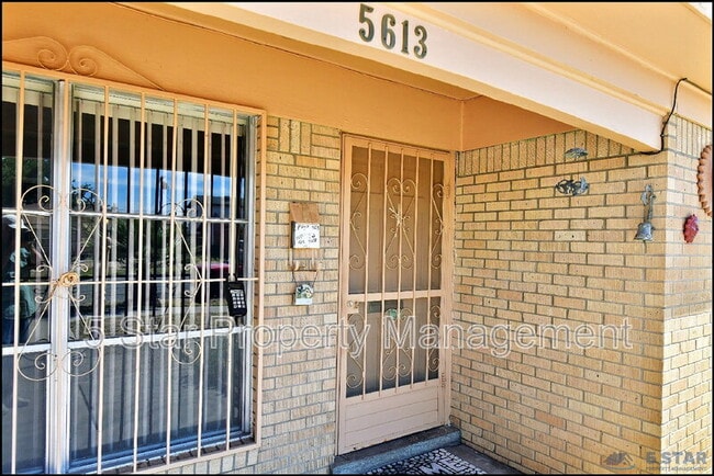 Photo - 5613 Creston Ave