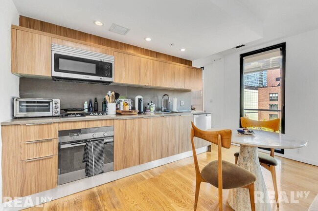 Photo - 50 N 1st St Unidad 3B