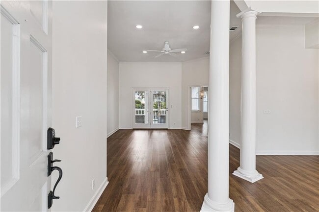 Photo - 417 Colley Ln