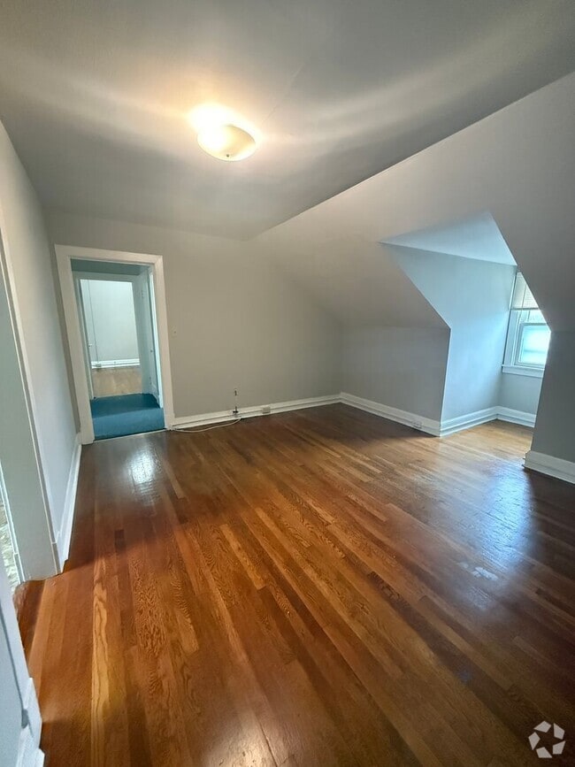 Building Photo - 313 N Market St Unit #9 Rental