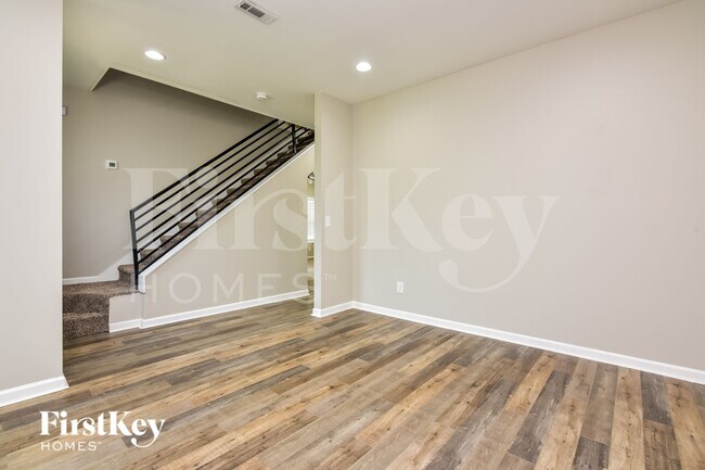 Photo - 6188 Leverett Dr