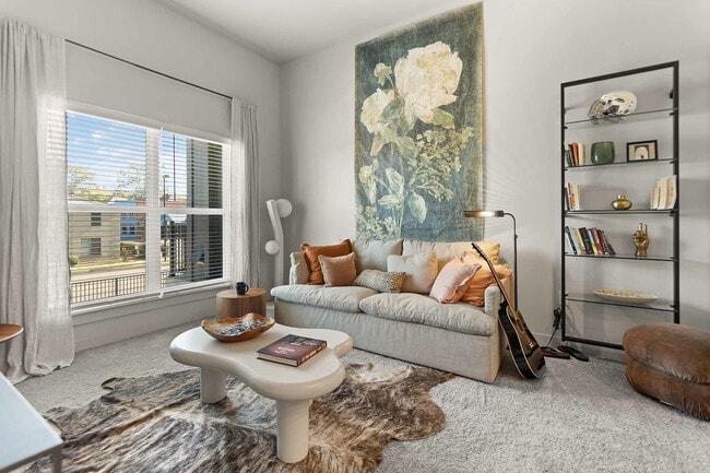 Building Photo - Gateway Lofts Lexington