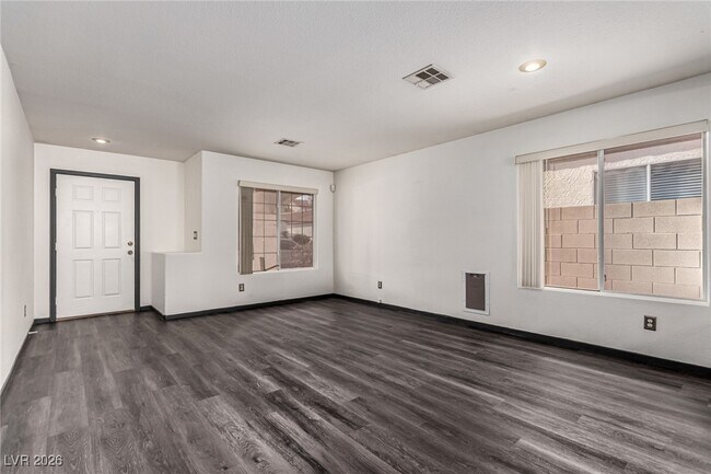 Photo - 1828 Vista Pointe Ave